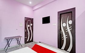 Hotel O Urvashi Guest House